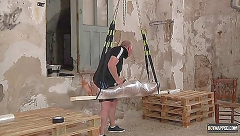 Restraining Rough Fuck For Sub Twink - Sebastian Kane And Maxxie Rivers