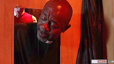 Aaron Trainer And Matthew Steel - Priest Lets Fuck His Juicy Ass