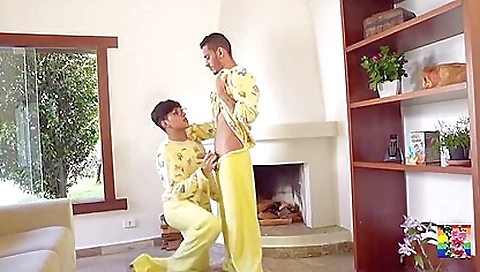 [hbw] Pijama Party Raw