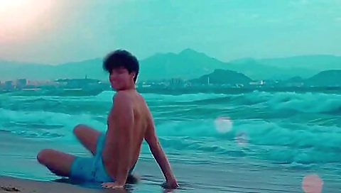 [hbw] Bare Surf Boys