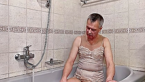 Influence Of Wet Nylon Pantyhose Gerbe For Simple Intention To Take A Shower - Michael Ernandes - Teaser Video