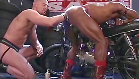 Amazingly Hot Black Boyfriend Gets His Bottom Drille